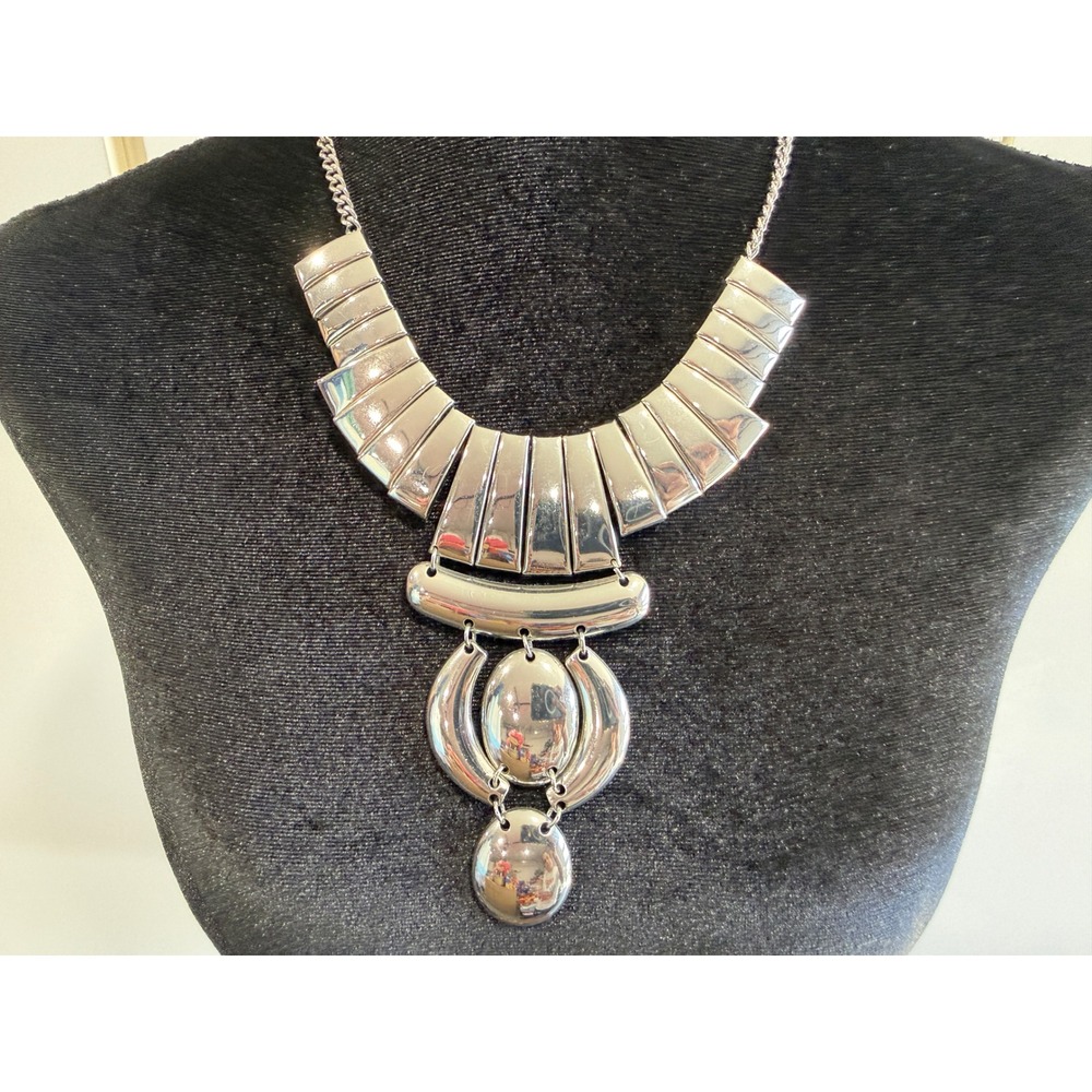 Vintage Silver Tone Geometric Statement Necklace Ribbed Collar Pendant Jewelry - Picture 3 of 5